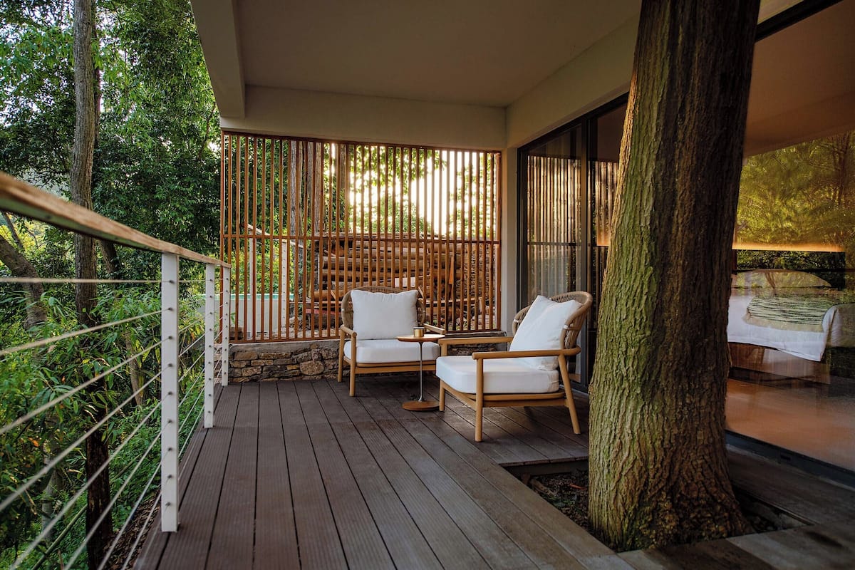 Premium Suite, Balcony, Hill View