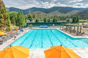 Pool - Mountain Air & Game Nights: Pine Mtn Club Cabin (Pine Mountain Club)