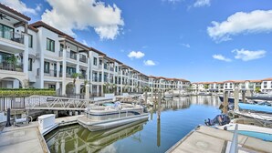Marina - Your Dream Vacation Awaits in Naples! Luxury Condo (Naples)