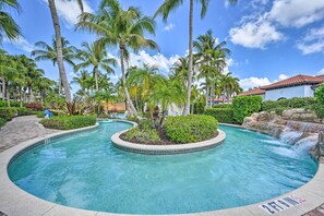 Pool - Your Dream Vacation Awaits in Naples! Luxury Condo (Naples)