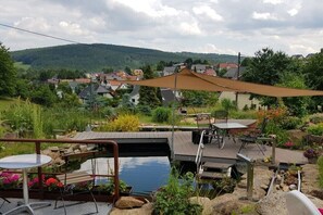 Outdoor dining - Holiday apartment with 1 bedroom (Schirgiswalde)