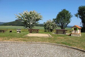 Outdoor dining - Holiday home in Schöna with swimming pool (Schöna)