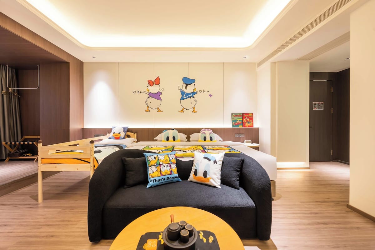 Senior Twin Room, City View | Living area | TV