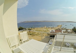 Standard Apartment, 2 Bedrooms, Balcony, Sea View | Property grounds