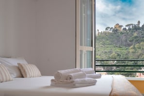 2 chambres, fer et planche à repasser, lit parapluie, Wi-Fi gratuit
