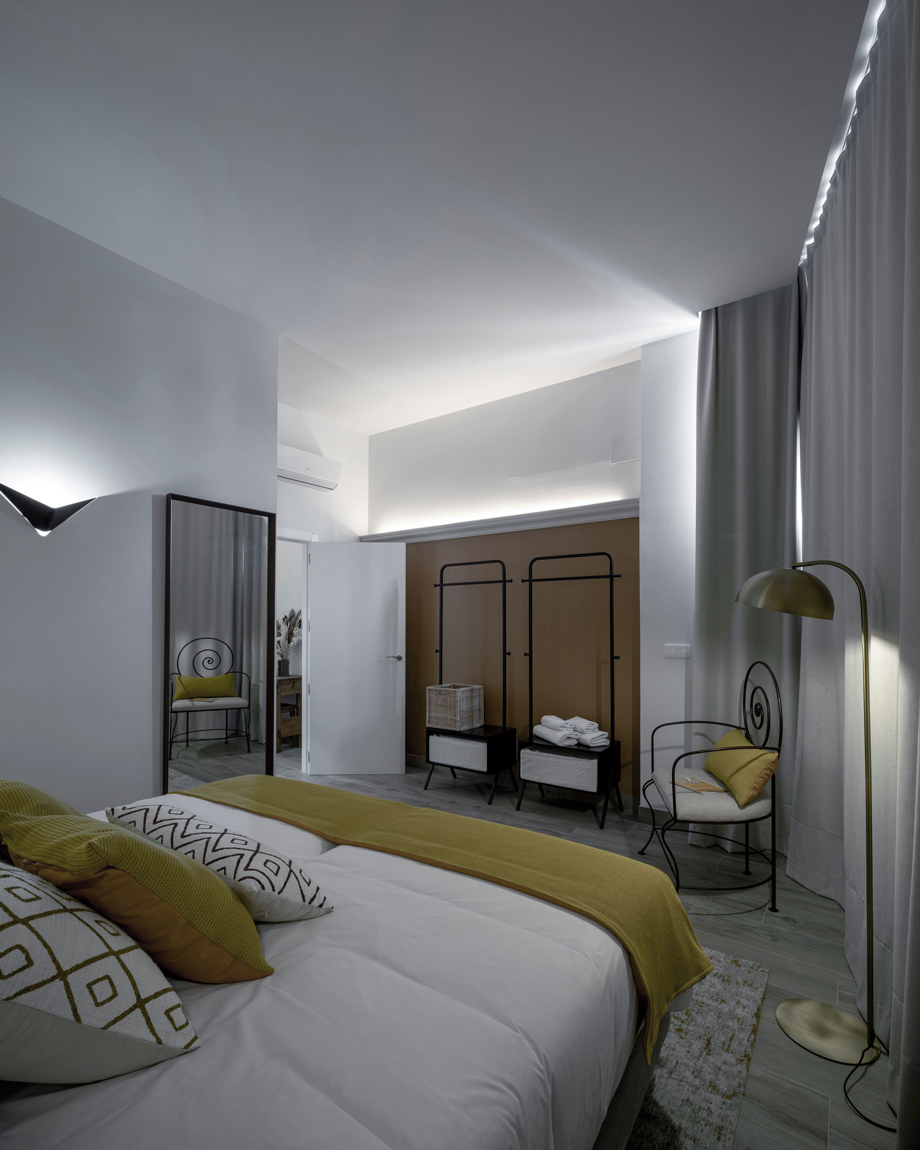 Appartement Supérieur, accessible aux personnes à mobilité réduite | Chambres insonorisées, fer et planche à repasser, Wi-Fi gratuit
