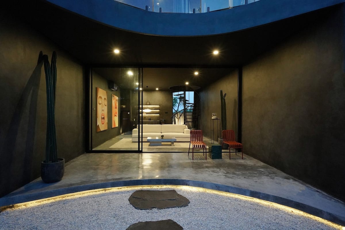 Villa Design - utsikt mot innergården | Lobby