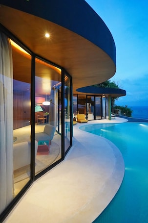 Nya Uluwatu