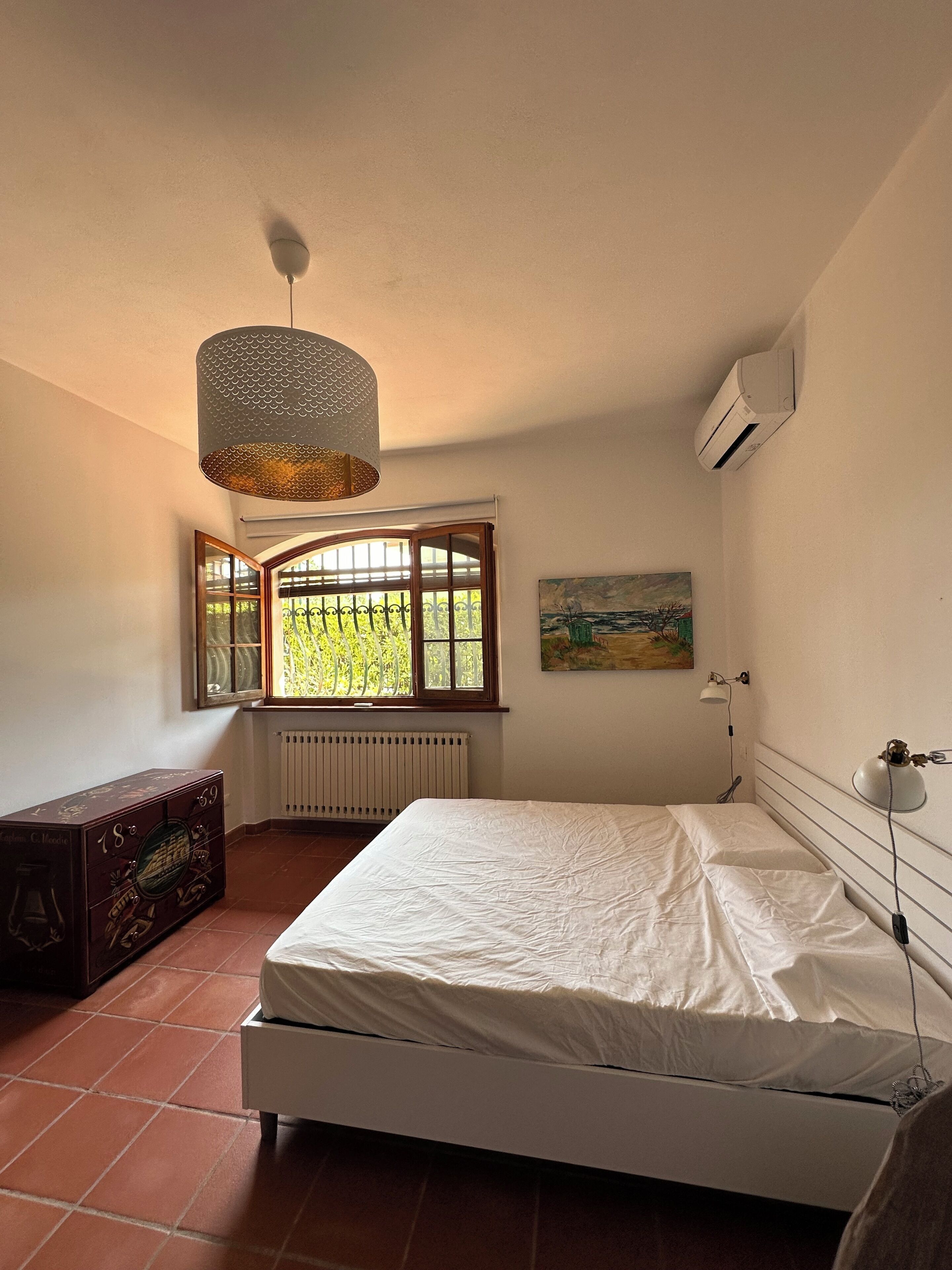 4 Schlafzimmer, Bügeleisen/Bügelbrett, Internetzugang, Bettwäsche