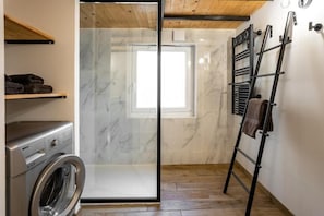Departamento, vista a la ciudad | Interior