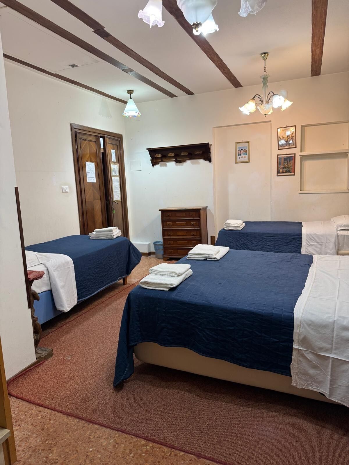 Comfort Quadruple Room, City View