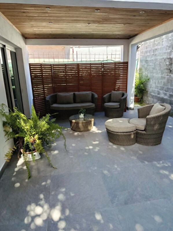 Terrace/patio - Vrbo Property (Saint-Pierre)