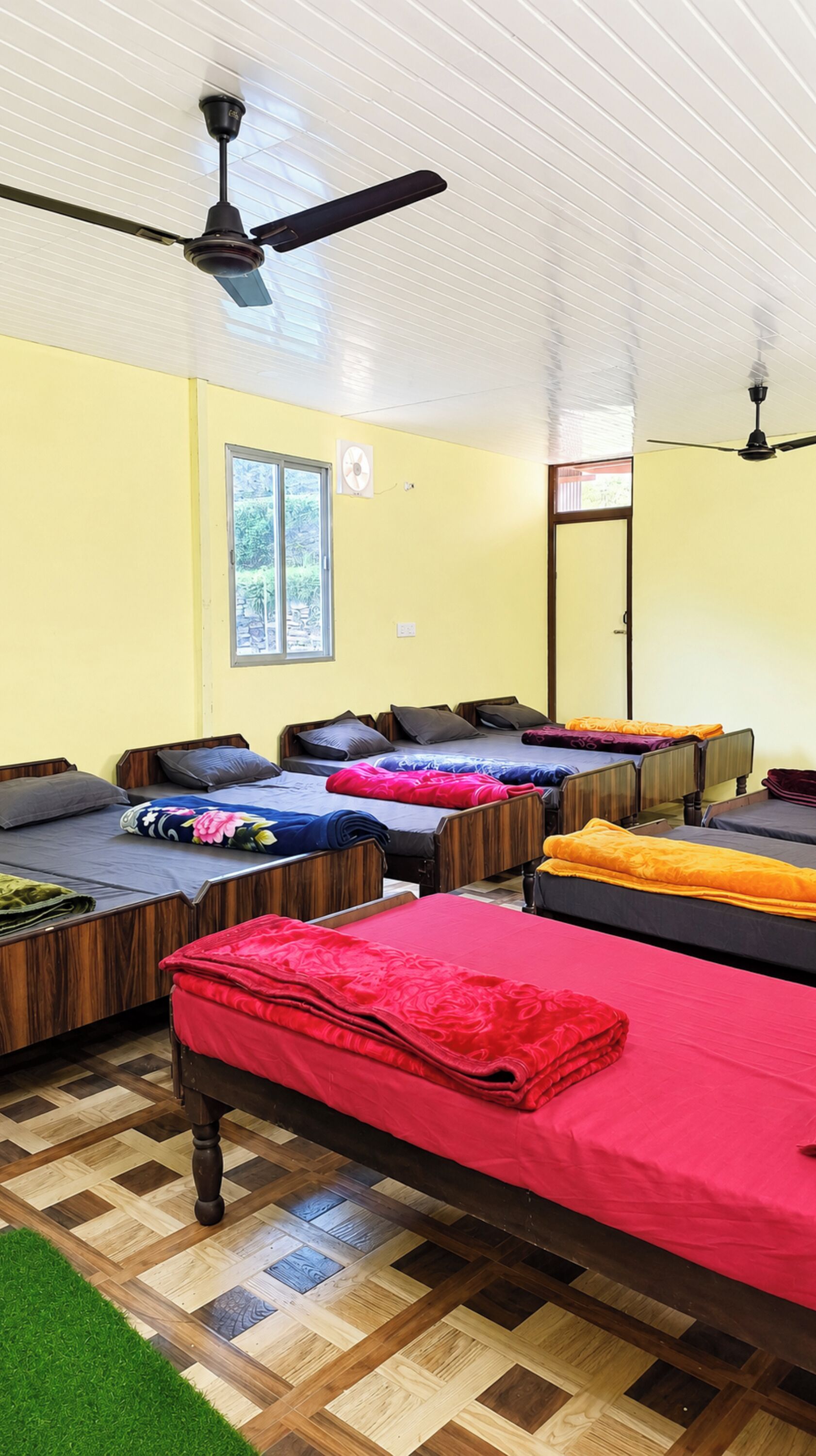 Shared Dormitory | Mountain view