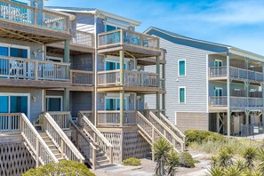 Exterior - Dunebeg - Cozy 3BR Oceanfront Townhome (North Topsail Beach)