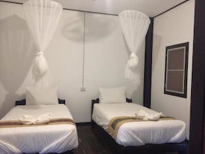 Room - Thongdam Guesthouse (Kong Lor)