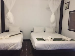 Room - Thongdam Guesthouse (Kong Lor)