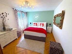 1 bedroom, travel cot, free WiFi, bed sheets