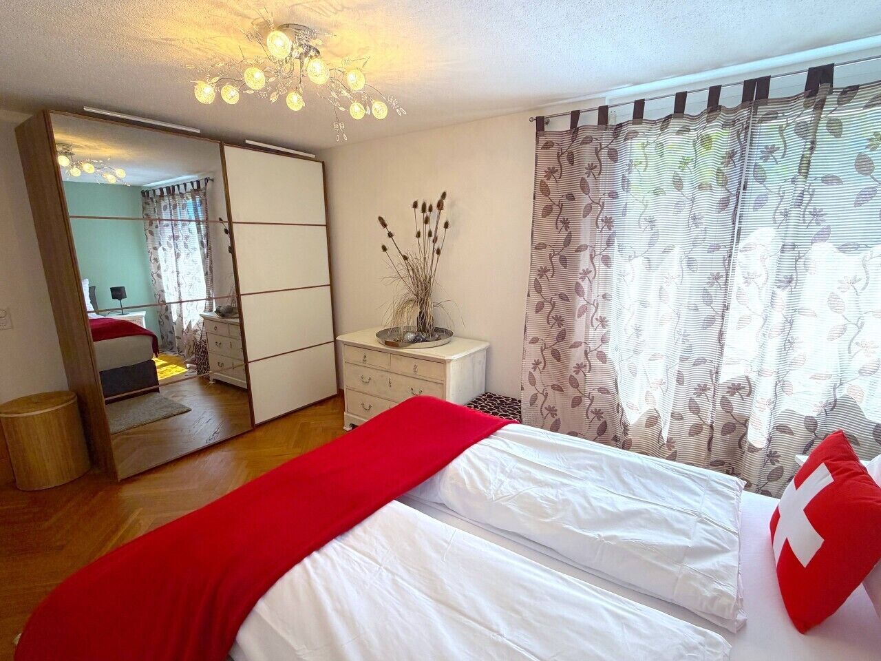 1 bedroom, travel crib, WiFi (free), bed sheets