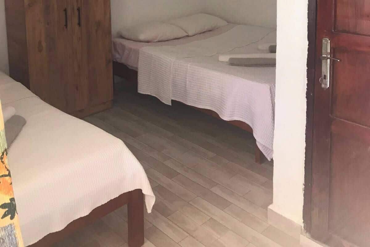 Chambre avec lits jumeaux, vue sur la plage