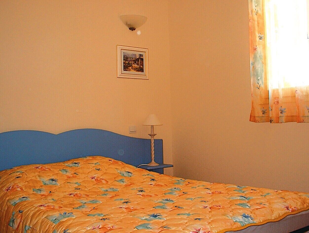 2 bedrooms