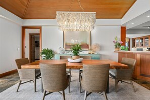 Unclassified image, 4 of 27, button - Waiulu Villa 111D – Elegant & Updated | Onsite Staff & Daily Housekeeping (Kailua Kona)