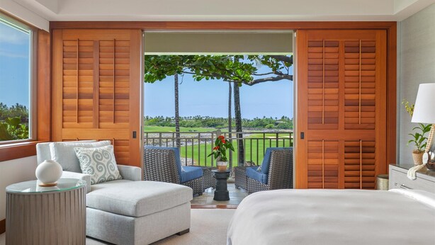 Room - Waiulu Villa 111D – Elegant & Updated | Onsite Staff & Daily Housekeeping (Kailua Kona)