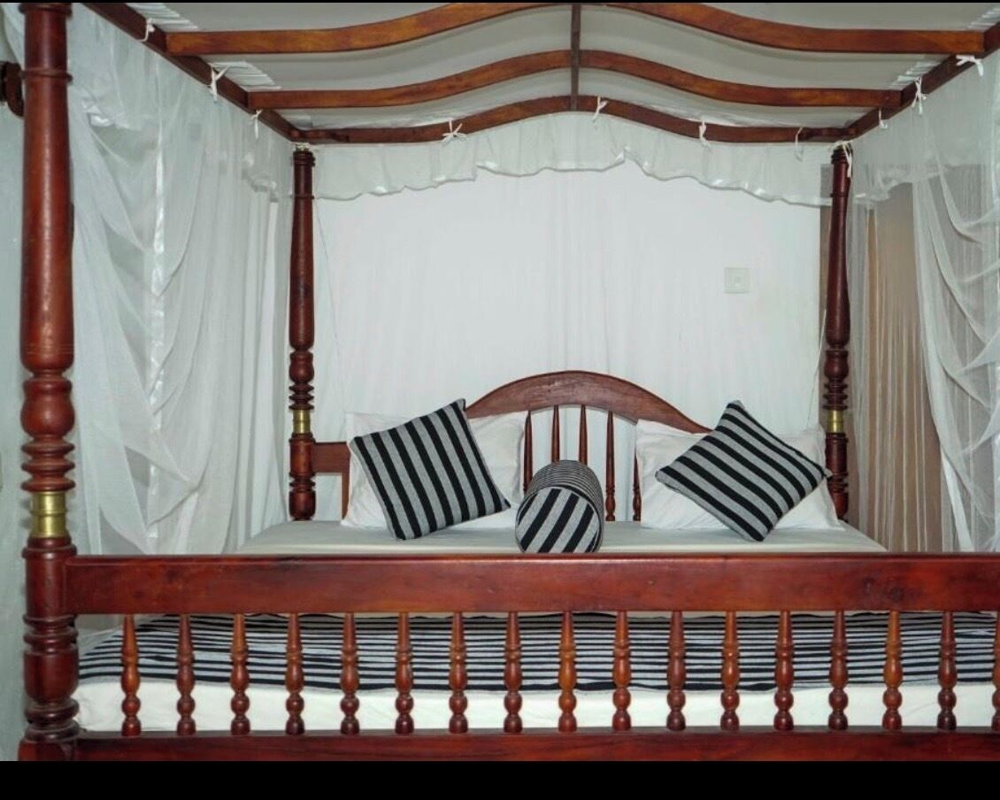 Grand Villa, Garden View | Desk, WiFi (free)