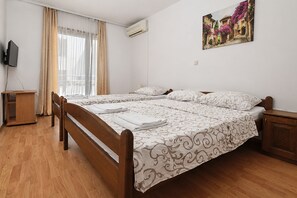 Classic Room, Balcony | Free WiFi - Doria Apartments Budva (Budva)