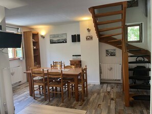 Dining - Charming apartment, mountain view - 4 guests (Cauterets)