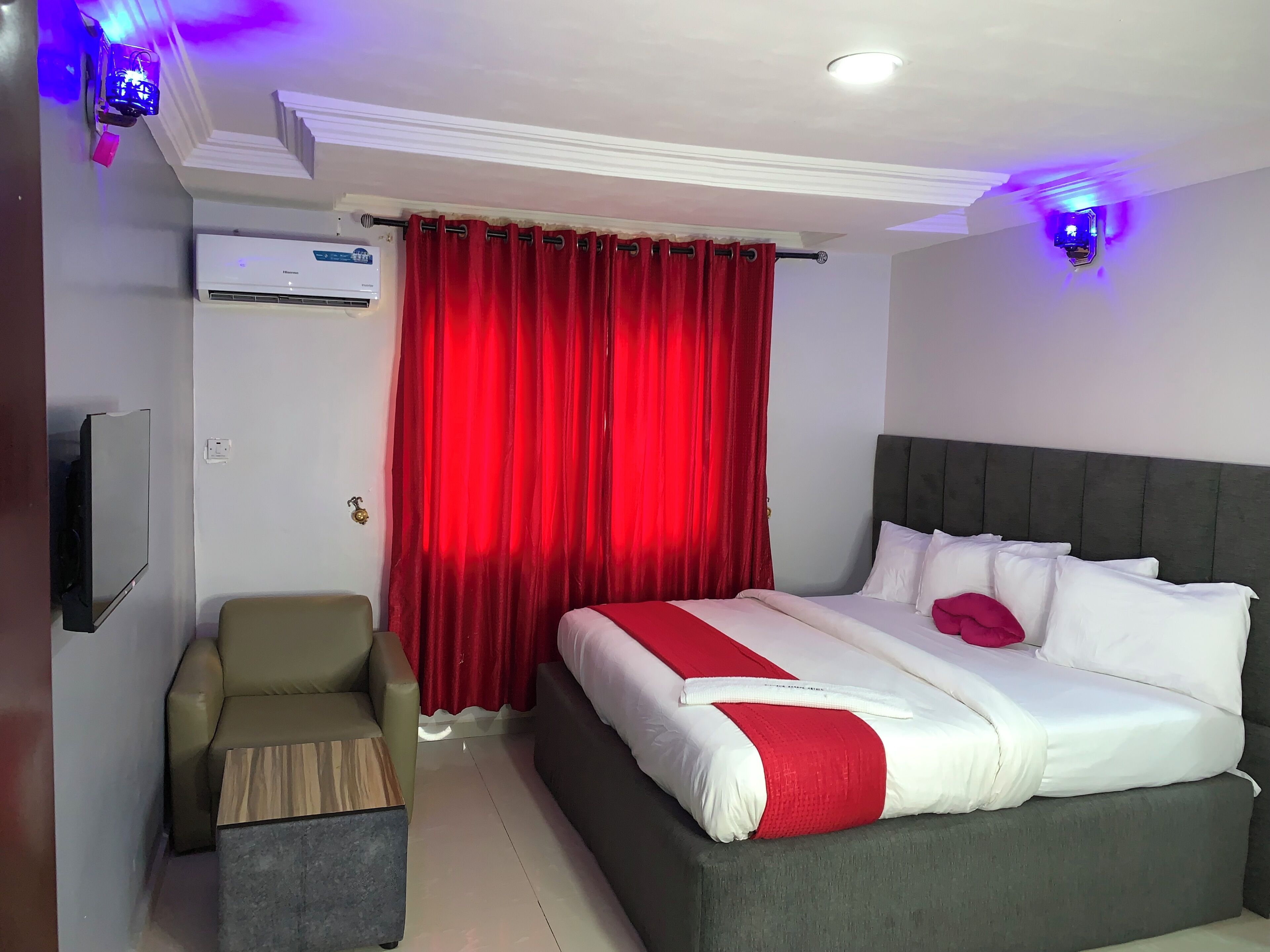 Executive kamer | Een bureau, gratis wifi