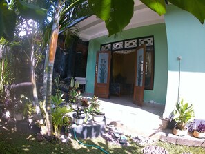 Front of property - Taba Yama Trip & Homestay (Banyuwangi)