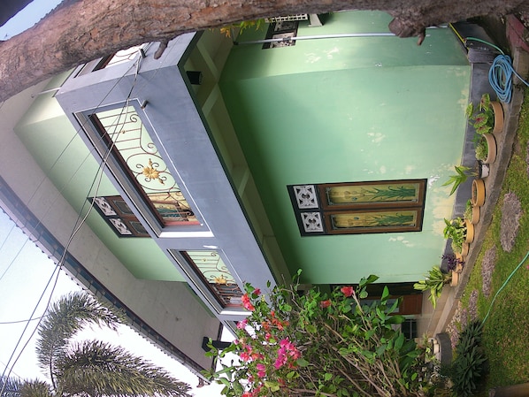 Front of property - Taba Yama Trip & Homestay (Banyuwangi)