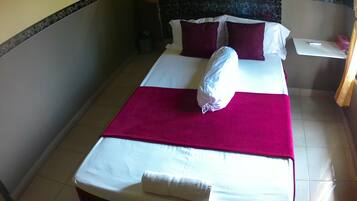 Standard-Doppelzimmer, Nichtraucher, Blick auf den Innenhof
