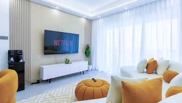 Apartment, Balcony, City View | Living area
