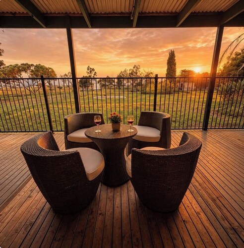 Spacious Stylish 5-Acre Home with Fire Pit & BBQ