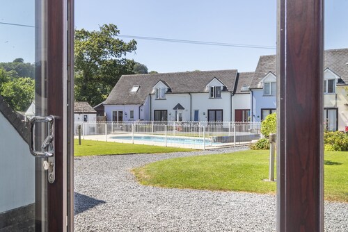 Gorgeous holiday cottage with outdoor pool