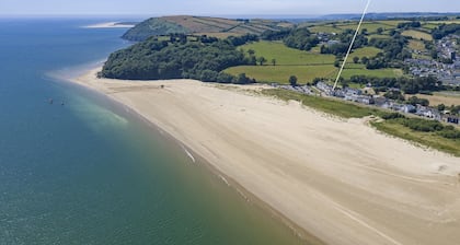 Gorgeous holiday cottage with outdoor pool