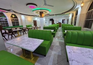 Dining - Discover the soul of Lamu at our authentic seafront retreat. (Lamu)