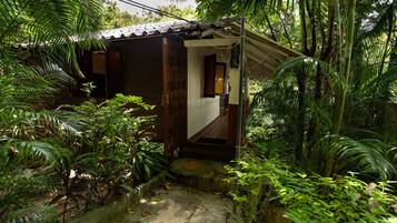 Classic Tree House, Garden View | Exterior