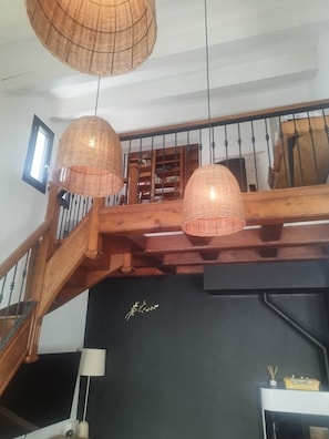 Interior - Provence Villa, Air Conditioning, Swing Pool, Tennis, St. Victoire & Forest View, Snooker, Whiskey Bar (Peynier)