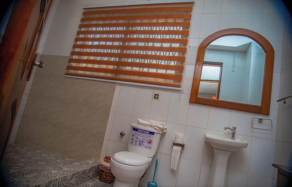 Single Room, 1 Queen Bed, Private Bathroom | Bathroom | Shower, towels, soap, toilet paper