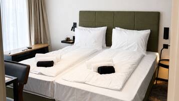 Deluxe Double Room, City View | In-room safe, desk, laptop workspace, soundproofing
