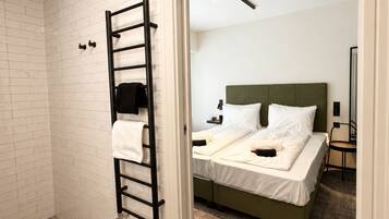 Deluxe Double Room, City View | In-room safe, desk, laptop workspace, soundproofing