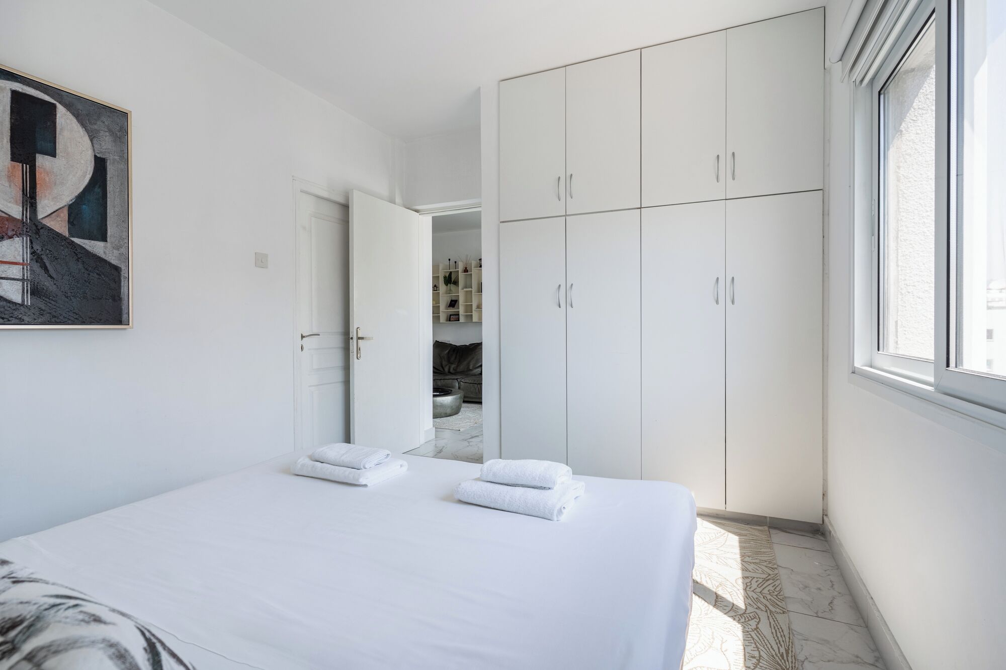 Apartment, Balcony, Beach View | Iron/ironing board, WiFi (free)