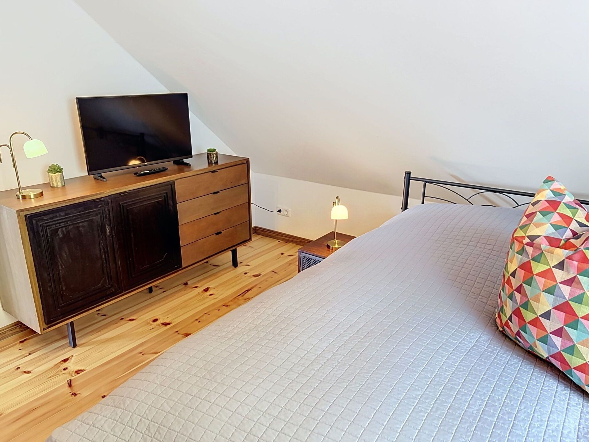 2 soverom, reiseseng for barn og wi-fi (inkludert)