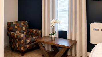 1 bedroom, WiFi (free), bed sheets
