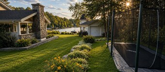 Luxury residence on the shores of Lake Cloutier.