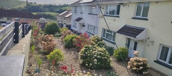 2 Bed Apt for Business & Contractors 1 - 3 people