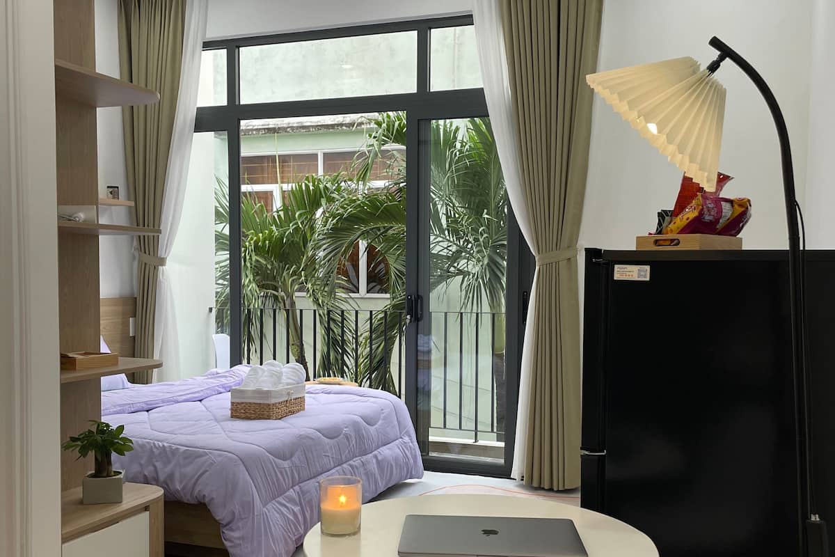Deluxe Double Room, Balcony | Desk, laptop workspace, free WiFi