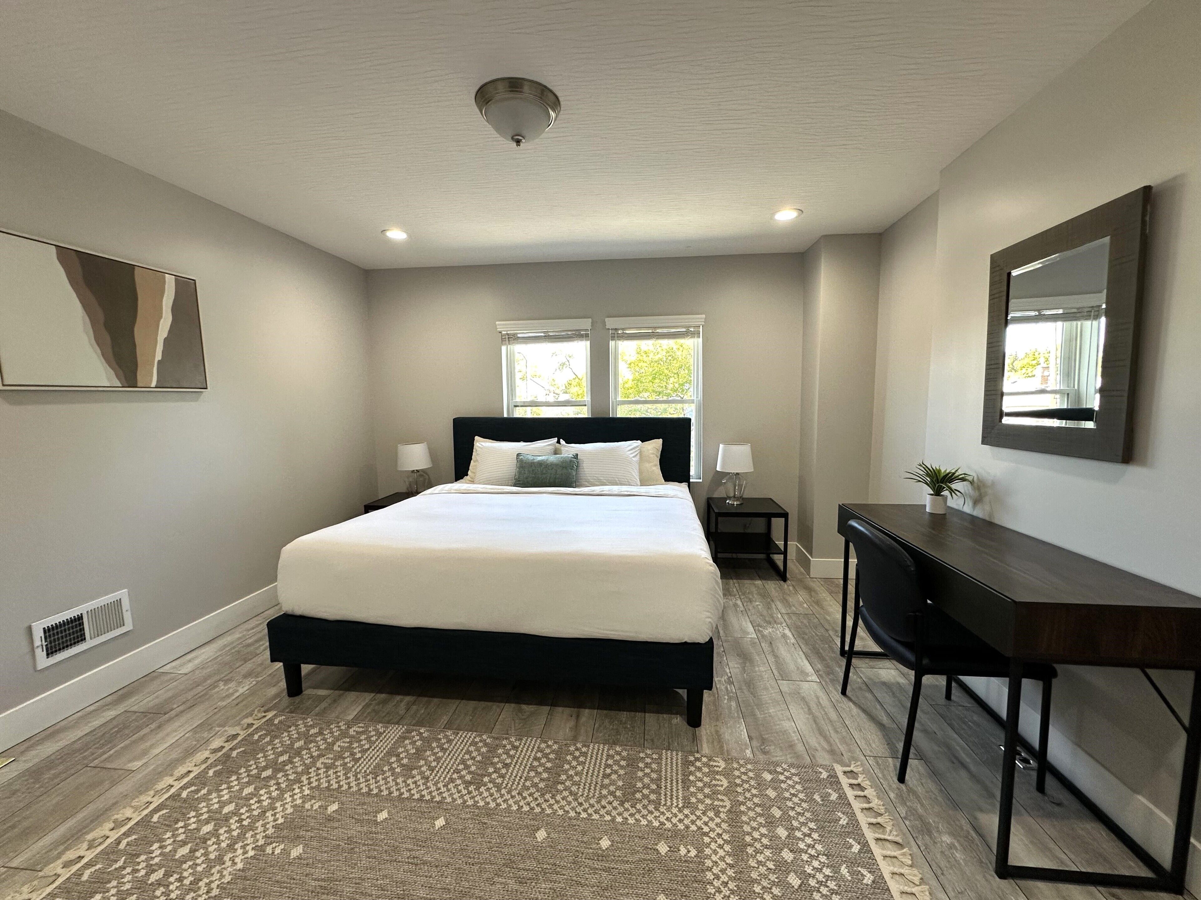 2 bedrooms, iron/ironing board, WiFi, bed sheets